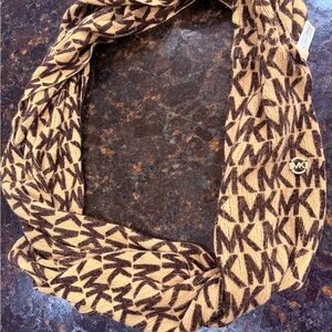 MICHAEL Michael Kors Logo Pattern Scarf in Brown and Tan